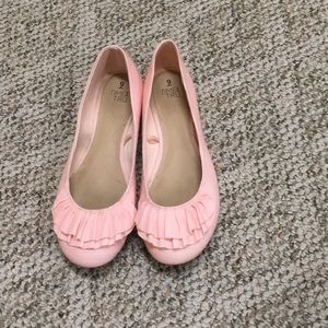 Ruffle flats size 9